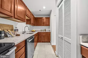 1913 Kalorama Pl NW, Washington, DC 20009 - Photo 9