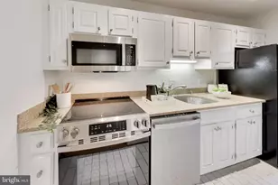 1313 Vermont Ave NW, Washington, DC 20005 - Photo 11