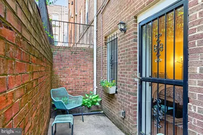 1949 Calvert Street NW #1/2, Washington, DC 20009 - Photo 17