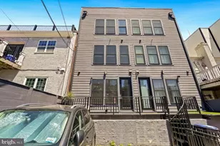 558 Harvard St NW, Washington, DC 20001 - Photo 43