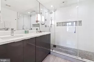 558 Harvard St NW, Washington, DC 20001 - Photo 23