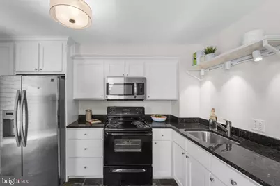 914 15th Street SE, Washington, DC 20003 - Photo 13