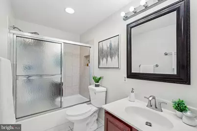 1652 Kramer Street NE, Washington, DC 20002 - Photo 17
