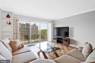 560 N St SW, Washington, DC 20024 - Photo 11