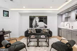 1716 Swann St NW, Washington, DC 20009 - Photo 37