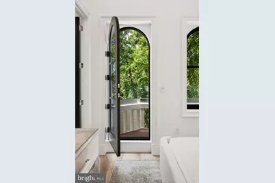 1716 Swann Street NW, Washington, DC 20009 - Photo 29