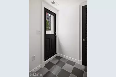1716 Swann Street NW, Washington, DC 20009 - Photo 41