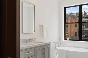 1716 Swann St NW, Washington, DC 20009 - Photo 17