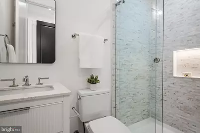 1716 Swann Street NW, Washington, DC 20009 - Photo 25