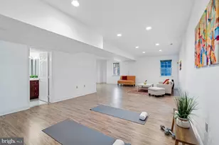 5105 Warren Pl NW, Washington, DC 20016 - Photo 29