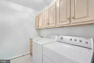 5105 Warren Pl NW, Washington, DC 20016 - Photo 13