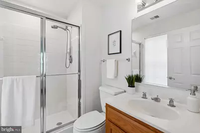 5105 Warren Place NW, Washington, DC 20016 - Photo 23