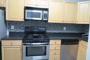 3925 Davis Pl NW, Washington, DC 20007 - Photo 17