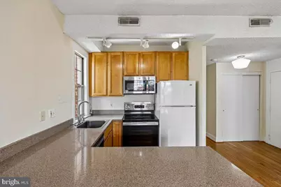 1401 Columbia Road NW #410, Washington, DC 20009 - Photo 11
