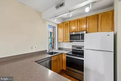 1401 Columbia Road NW #410, Washington, DC 20009 - Photo 9