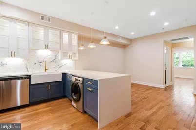 1609 17th Street SE #202, Washington, DC 20020 - Photo 5