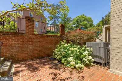 1614 Beekman Place NW #C, Washington, DC 20009 - Photo 3