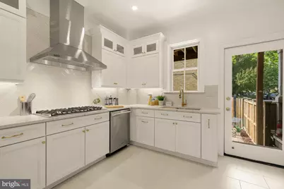 1737 Park Road NW, Washington, DC 20010 - Photo 9