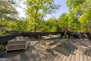 2710 Brandywine St NW, Washington, DC 20008 - Photo 47