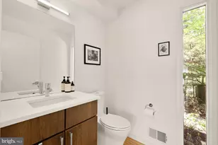 2710 Brandywine St NW, Washington, DC 20008 - Photo 13