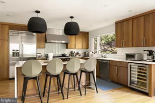 2710 Brandywine St NW, Washington, DC 20008 - Photo 11