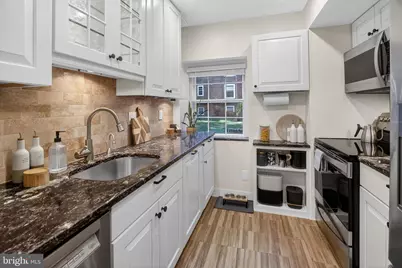 3700 39th Street NW #B176, Washington, DC 20016 - Photo 3