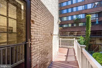 1025 30th Street NW, Washington, DC 20007 - Photo 23
