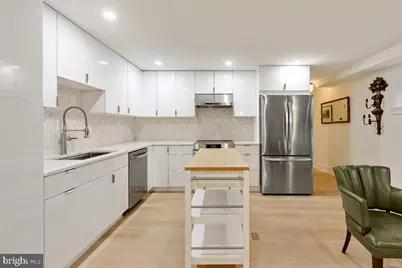 2715 13th Street NW #B, Washington, DC 20009 - Photo 9