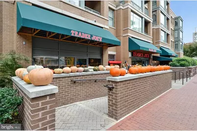 806 New Hampshire Avenue NW, Washington, DC 20037 - Photo 35
