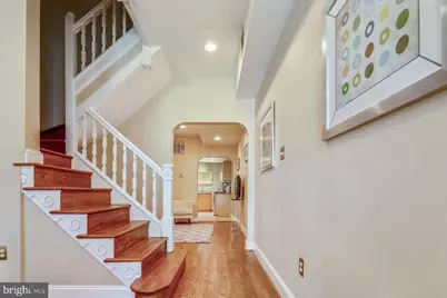 806 New Hampshire Avenue NW, Washington, DC 20037 - Photo 9