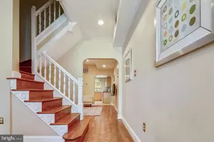 806 New Hampshire Ave NW, Washington, DC 20037 - Photo 9