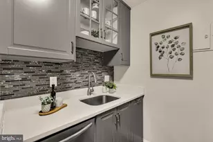 1425 4th St SW, Washington, DC 20024 - Photo 11