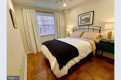 1574 33rd Street NW, Washington, DC 20007 - Photo 11
