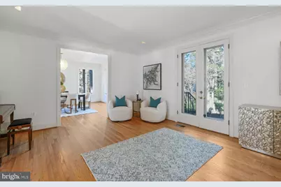 4711 Foxhall Crescent NW, Washington, DC 20007 - Photo 5