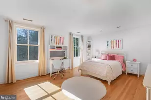 4711 Foxhall Cres NW, Washington, DC 20007 - Photo 17
