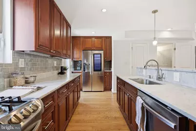 329 18th Place NE, Washington, DC 20002 - Photo 11