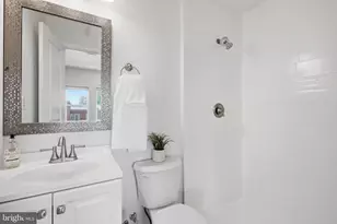 329 18th Pl NE, Washington, DC 20002 - Photo 23
