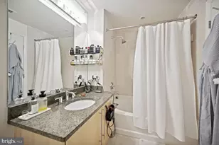 437 New York Ave NW, Washington, DC 20001 - Photo 11