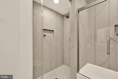 400 Massachusetts Avenue NW #1207, Washington, DC 20001 - Photo 33