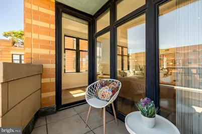 400 Massachusetts Avenue NW #1207, Washington, DC 20001 - Photo 17