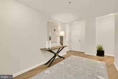 400 Massachusetts Avenue NW #1207, Washington, DC 20001 - Photo 3
