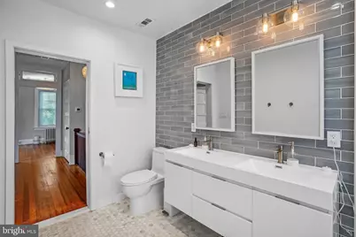 626 D Street NE, Washington, DC 20002 - Photo 17