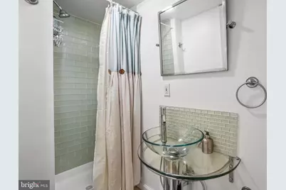626 D Street NE, Washington, DC 20002 - Photo 21