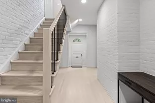 1525 35th St NW, Washington, DC 20007 - Photo 9