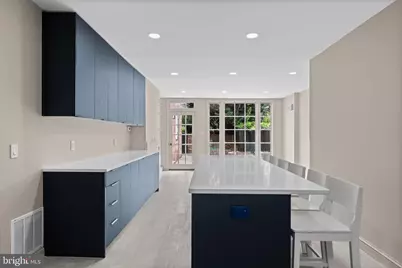 1525 35th Street NW, Washington, DC 20007 - Photo 11