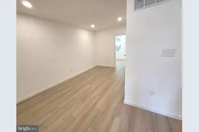 562 24th Street NE, Washington, DC 20002 - Photo 15