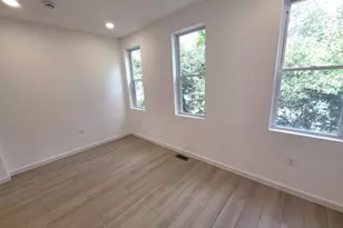 562 24th St NE, Washington, DC 20002 - Photo 23