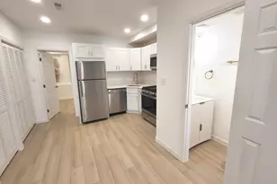 562 24th St NE, Washington, DC 20002 - Photo 3