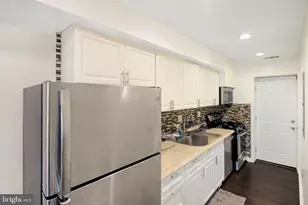 964 Mt Olivet Rd NE, Washington, DC 20002 - Photo 1