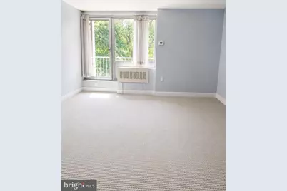 800 4th Street SW #S325, Washington, DC 20024 - Photo 3